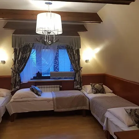 Πανσιόν Osrodek Api Vi